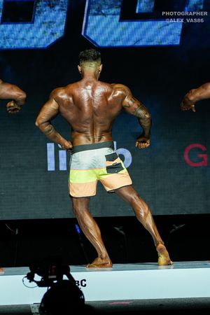 MAN'S PHYSIQUE МАСТЕРА 40+